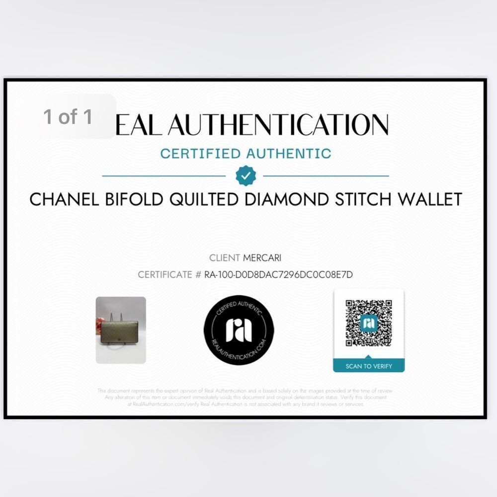 AUTHENTIC CHANEL BIFOLD DIAMOND STITCH WALLET GOLD - Picture 14 of 14